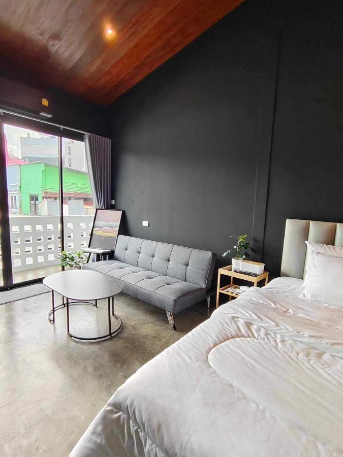 Mr Black & Ms White -Self Check In Accommodation 曼谷 外观 照片