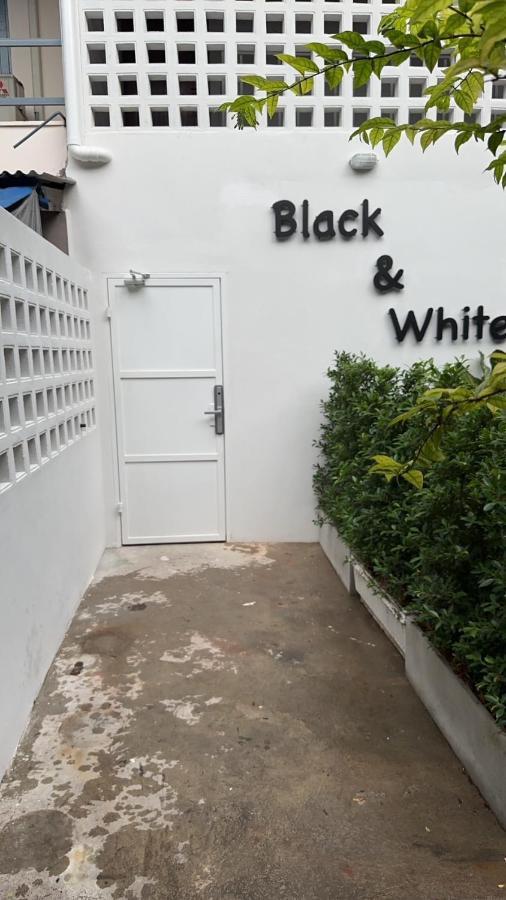 Mr Black & Ms White -Self Check In Accommodation 曼谷 外观 照片