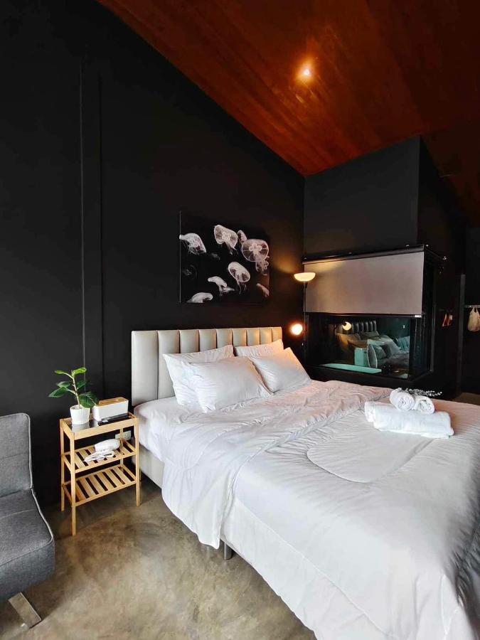 Mr Black & Ms White -Self Check In Accommodation 曼谷 外观 照片